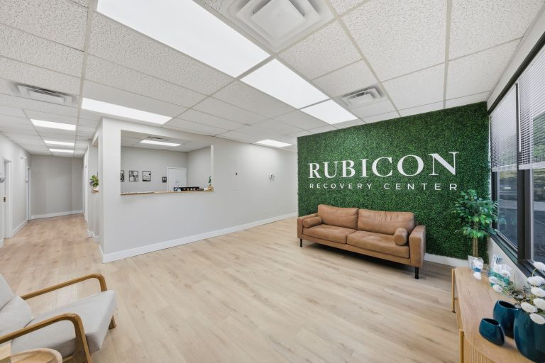 426-print-Interior Photo (02)