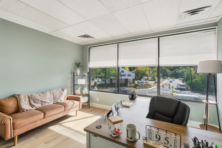 477-print-Interior Photo (53)