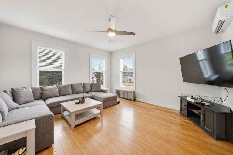 518-print-428 E Union Ave, Bound Brook - Photo (11)